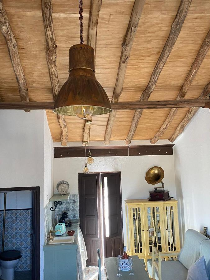 El Escondite De Martina, Aticos Romanticos Setenil De Las Bodegas Экстерьер фото